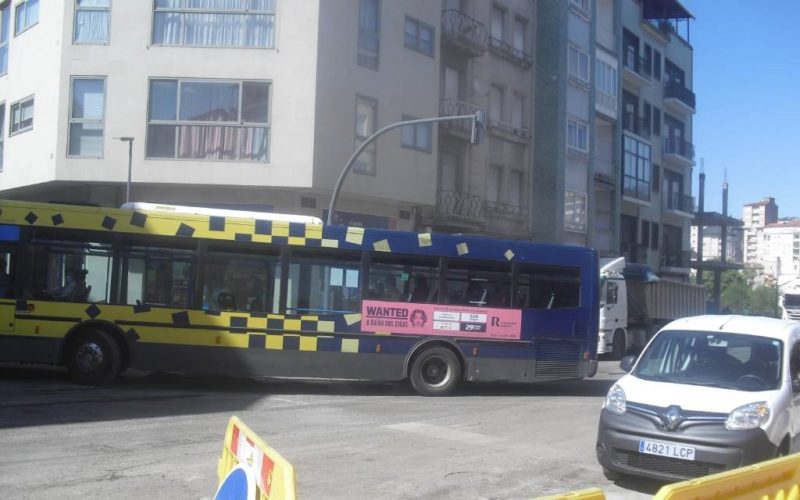 O PSdeG Ourense quere que se paralice a compra de 40 autobuses