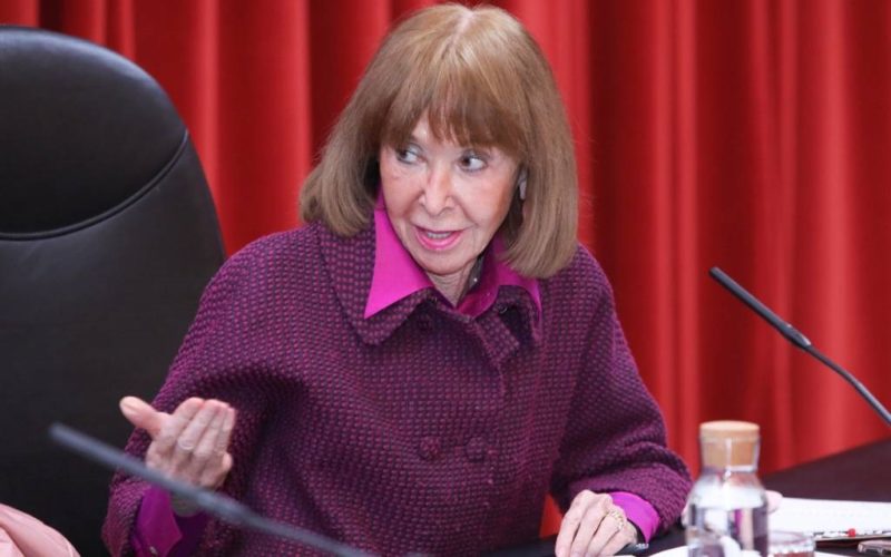 María Teresa Fernández de la Vega pecha na Coruña o I Foro ‘Pensando en Educación’