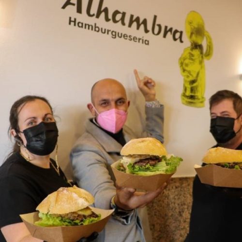 Unha hamburguesa porriñesa aspira a ser a mellor de España