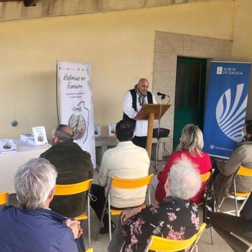 “Historias no Fumeiro” presentouse na Casa do Patrón en Lalín