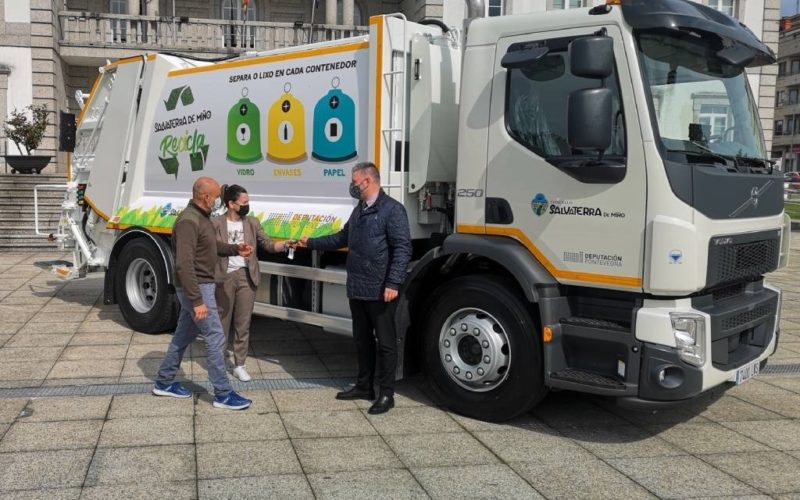 Salvaterra recibiu novo camión de lixo