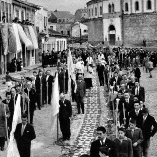 Alfombristas de Ponteareas participarán na Procesión do Viático de Pontevedra