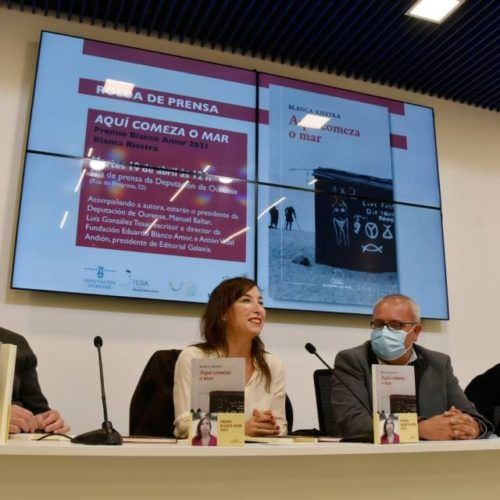 A novela “Aquí comeza o mar”, presentado en Ourense