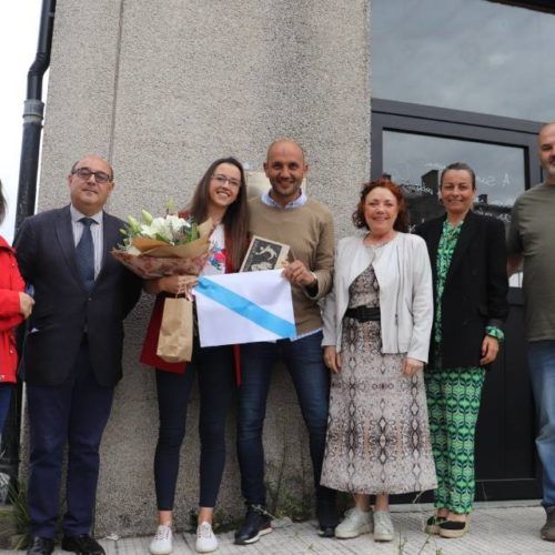 O Pavillón do IES Ribeira do Louro xa leva o nome de Tania Rodríguez