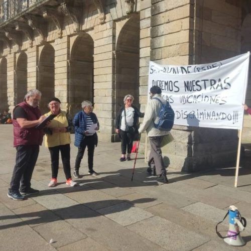 Protesta indefinida dos vendedores históricos do Casco Vello de Santiago