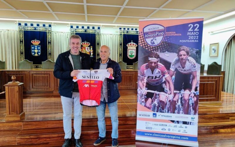 VII edición da proba ciclística “La Sestelo Clásica Álvaro Pino 2022” na Cañiza