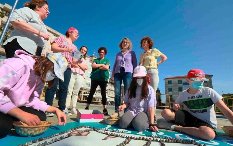 O Corpus arranca en Ponteareas coas alfombras do Día das Letras Galegas