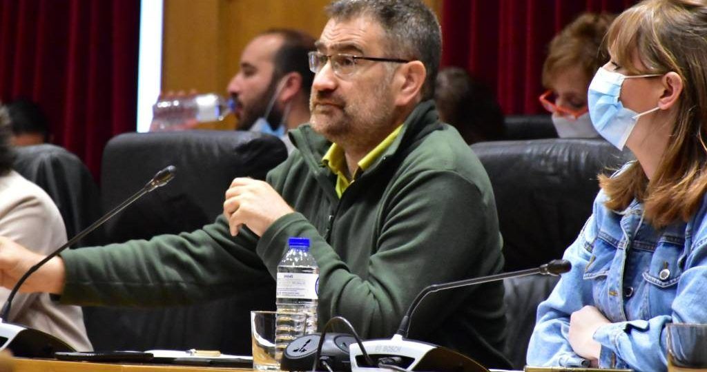 Non prosperou na Deputación a proposta de reprobación e dimisión do alcalde de Ourense