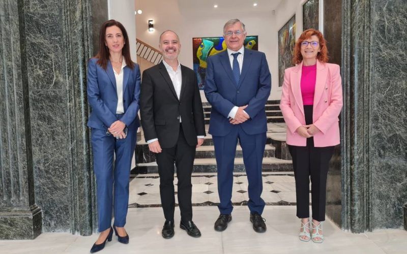 Colaboración entre as Zonas Francas de Vigo e Tenerife