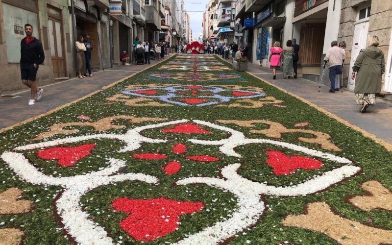 As Alfombras Florais voltaron a encher de cor as rúas guardesas