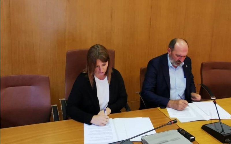 Allariz xa é mecenas da Casa de Rosalía de Castro