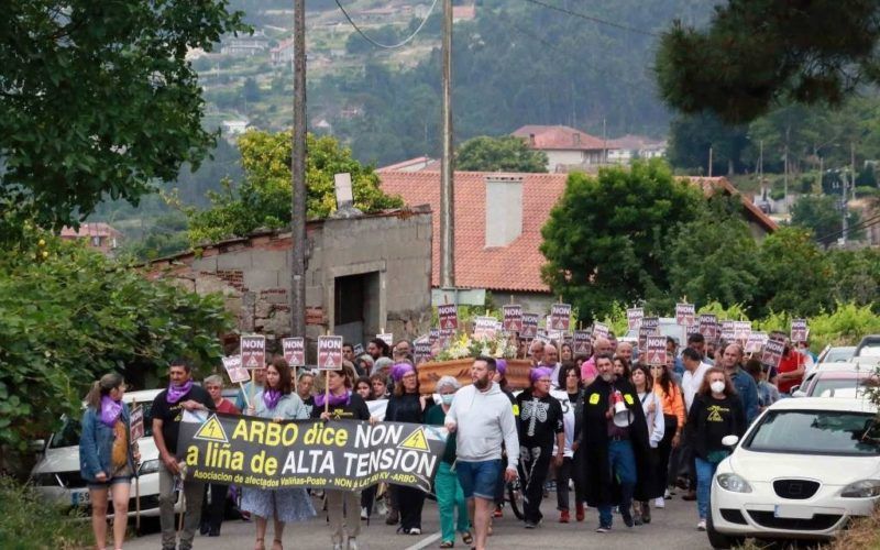 Concello de Arbo e asociacións de afectados tratarán a Liña de Alta Tensión
