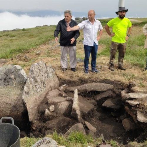 O Covelo traballa na protección do xacemento do Castelo do Faro