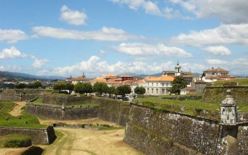 “Sons do Caminho” com Miguel Leite e António Victorino D’Almeida e convidados