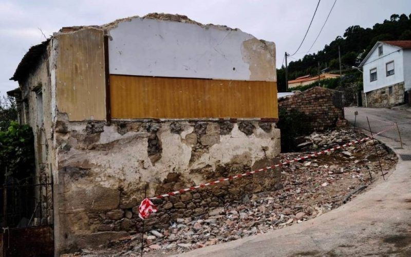 Concello de Oia mellora o acceso ao centro de Pedornes