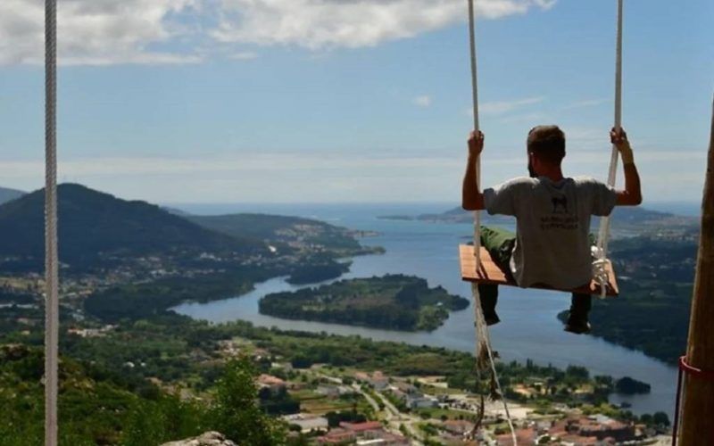 Baloiço gigante com vista sobre o Rio Minho em Cerveira vai ser retirado