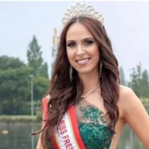 É de Ponte de Lima e venceu dois prémios no Miss Freedom of the World