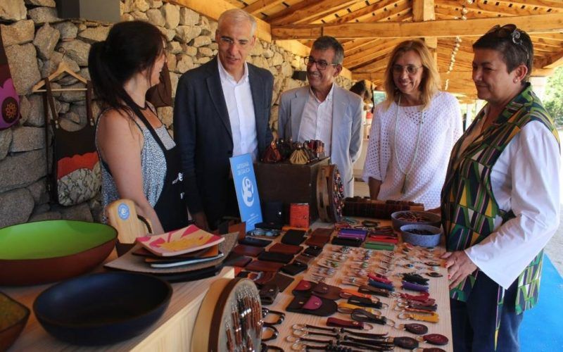 Conde sinala en Sober o papel da artesanía como dinamizador económico do rural galego