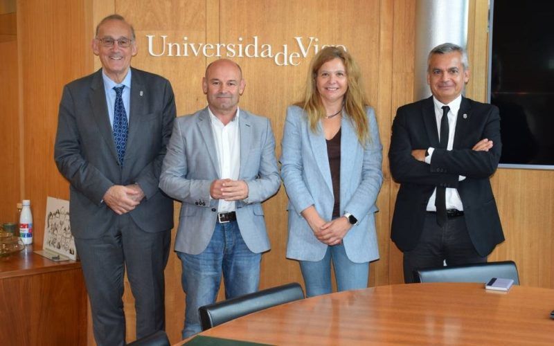 Covelo e a UVigo promoven o coñecemento científico entre a cidadanía