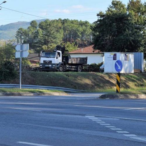 Começou a ser construída rotunda em ‘Ponto Negro’ de Monção