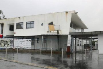 Ponte da Barca critica governo por transferir escolas “degradadas” sem apoios