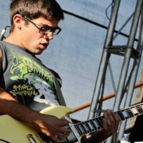 Bandas de Viana juntam-se para homenagear influente guitarrista que morreu aos 31 anos