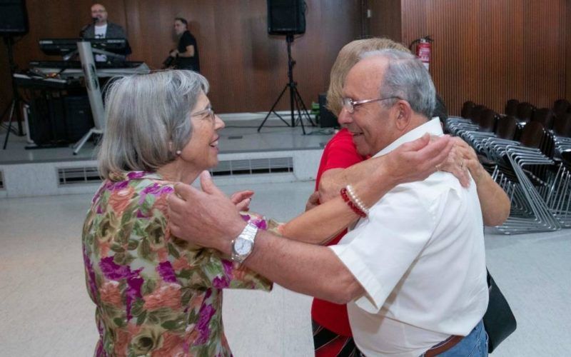 A Coruña recupera os bailes nos centros cívicos