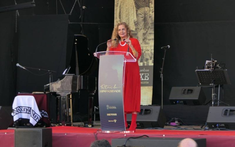 Carmela Silva destacou o peso do Atlántico como “unión de dous mundos” con motivo do Día da Hispanidade 2022