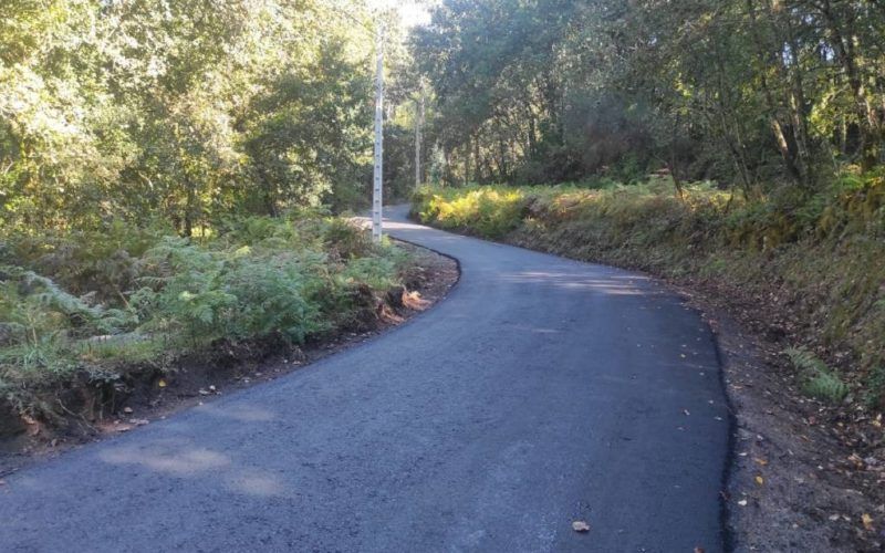 Mondariz completa melloras viarias nas parroquias de Vilar e Lougares