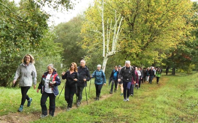 Máis de 200 persoas na andaina solidaria Ponteareas 25km