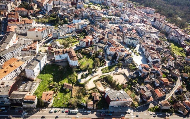 Histórica rehabilitación dos inmobles do centro histórico de Ponteareas