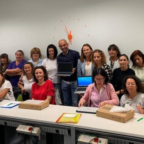 Arrancou o curso de “Galegas Dixitais” no Porriño