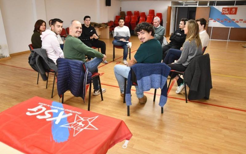 As xuventudes socialistas de Pontevedra súmanse á campaña das municipais 2023