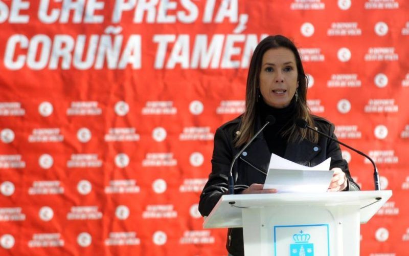 Mónica Martínez renuncia como concelleira de Deportes da Coruña