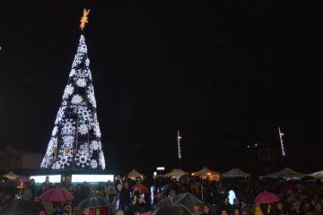 Máis de 1.000 persoas no acendido do alumeado de Nadal en Mos