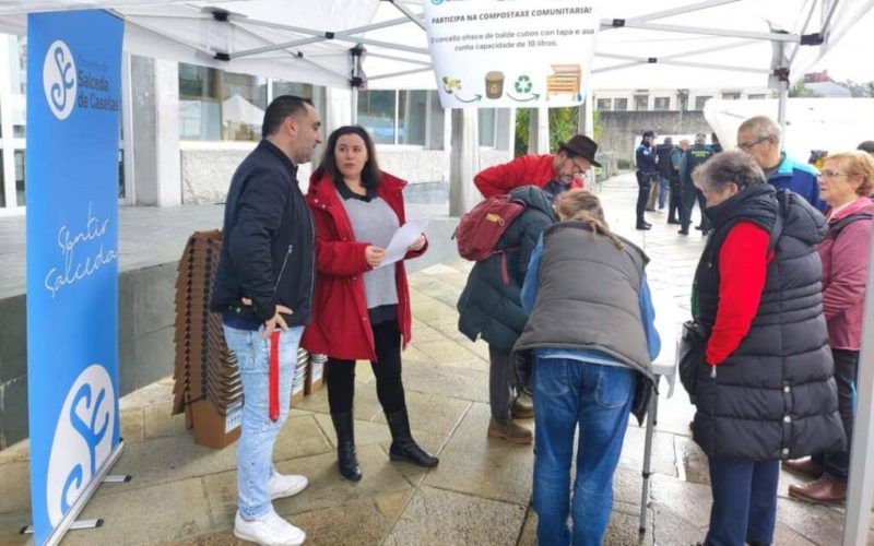 Concello de Salceda repartiu composteiros individuais e cubos de reciclaxe