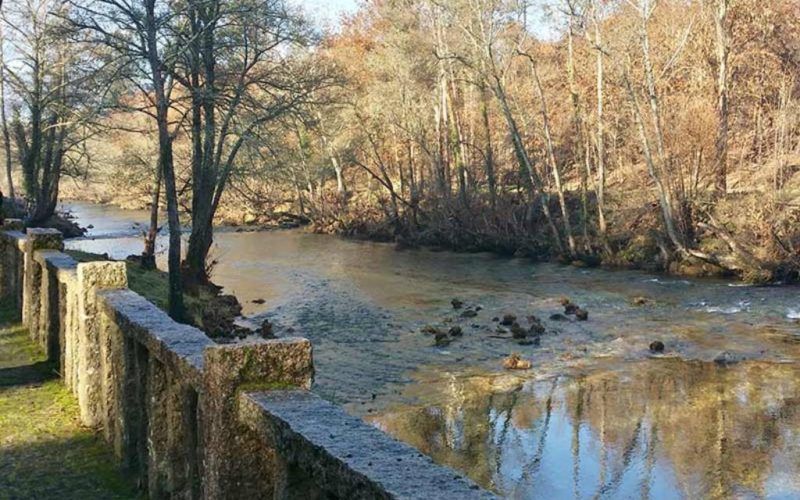 Mondariz pide colaboración urxente para recuperar a senda do río Tea