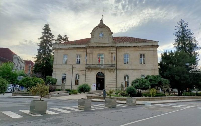 Ponteareas contratará 25 persoas desempregadas