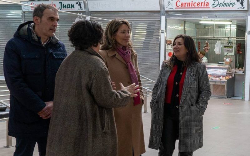 Tui leva adiante a transformación do seu comercio local e mercado municipal