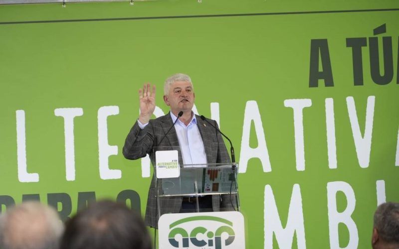 ACiP levou á Fiscalía a “falta de seguridade” da piscina municipal