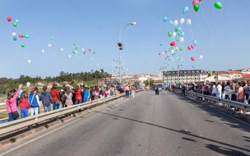 Valença aproba recoñemento a Ponte… nas Ondas!