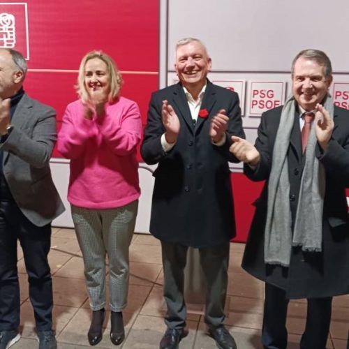 Delfín Domínguez foi presentado como candidato do PSOE Ponteareas