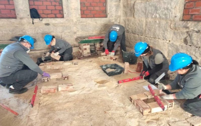 Rehabilitación da antiga casa do mestre de San Xurxo en Salceda