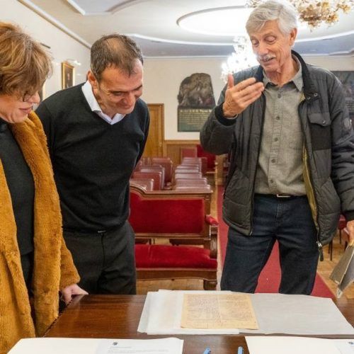 O Arquivo Municipal de Tui recibe a doazón do xornal escolar “La Aceituna”, editado en 1935
