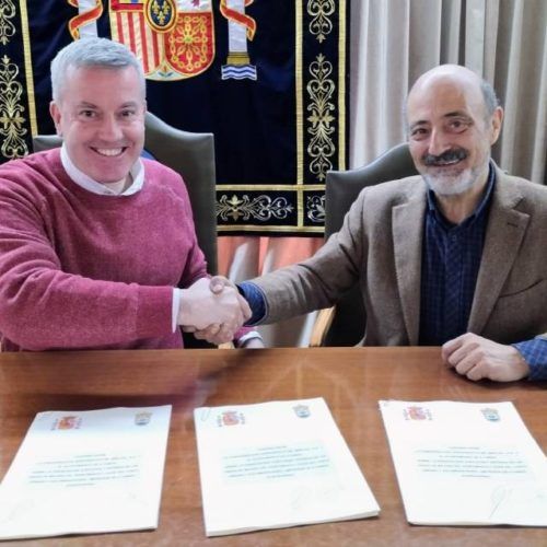 A Cañiza e Confederación Hidrógráfica Miño-Sil asinan convenio de saneamento