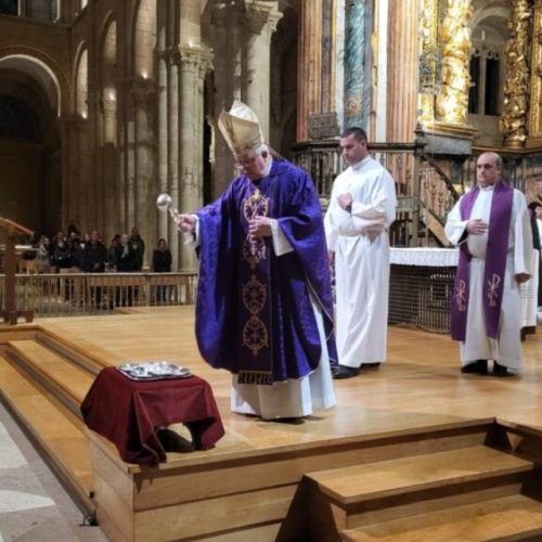 O fórum “A língua e o reino” visita a Catedral de Santiago