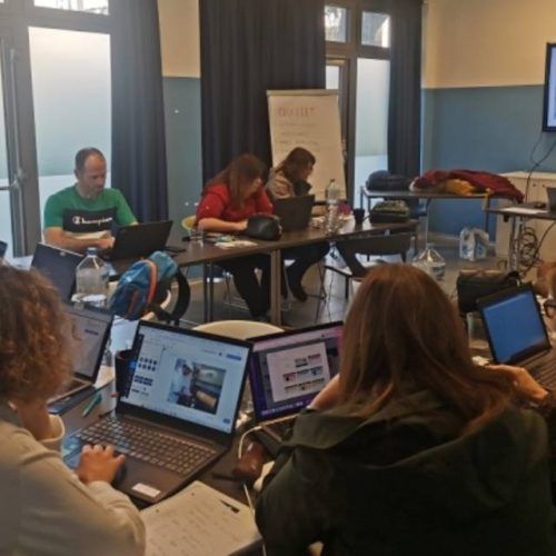 Caminha leva docentes a Bolonha (Itália) para curso de formação