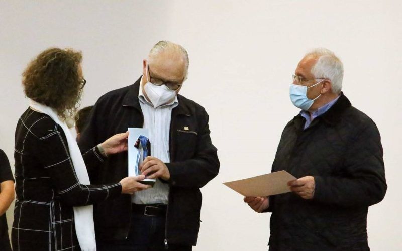 O Concello impulsa o Premio ‘Ponteareas, lingua e empresa’