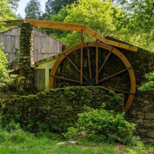 Turismo de Galicia apoia a restauración do serradoiro dos Carranos no Covelo