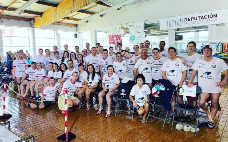 CN Ponteareas de natación, campión por terceira vez consecutiva de liga máster